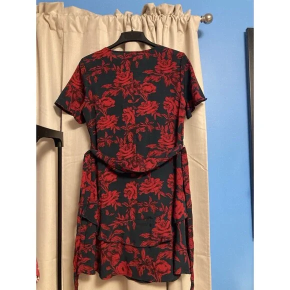 Huguest Mini Dress Womens Sz XL Blue Red Floral Ruffles short sleeve NEW - Picture 10 of 14